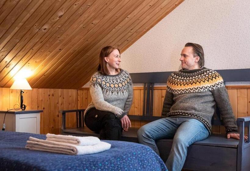 غرفة قياسية حمام مشترك, Niemilomat