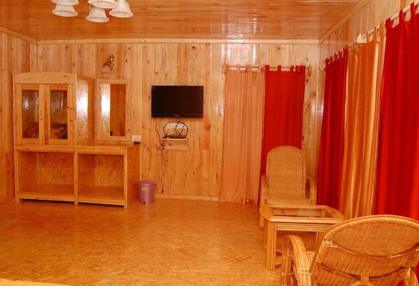 Люкс Кровать Кинг, Surya Holidays Kodaikanal