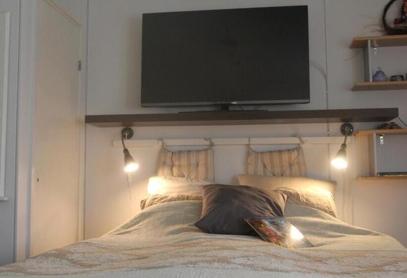 חדר משפחתי, Wanha Autti Camping Rovaniemi