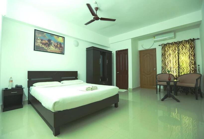 디럭스 룸, Chandana Inn