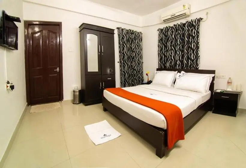 デラックスルーム, Chandana Inn