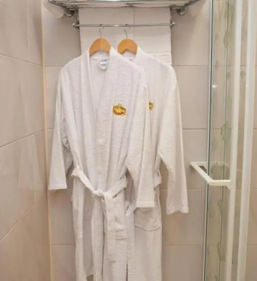 Junior Suite, Coliseum