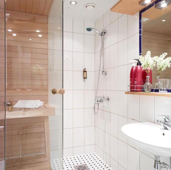 スーペリアールーム, Pariisin Ville