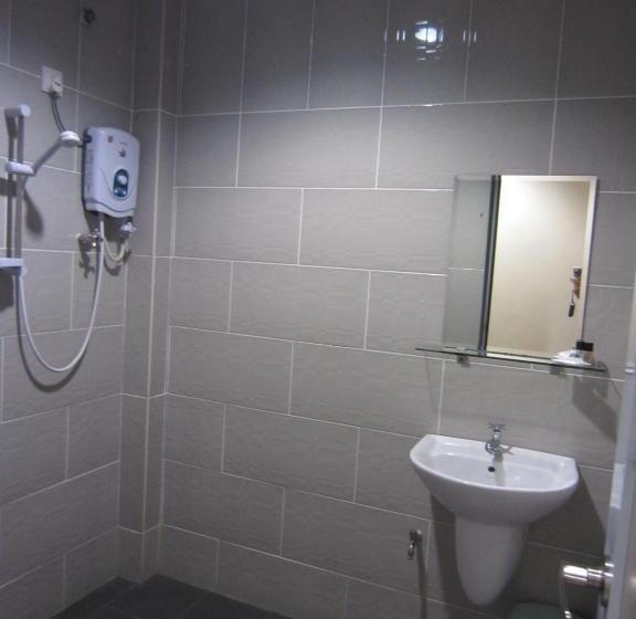 디럭스 패밀리 룸, Radiant