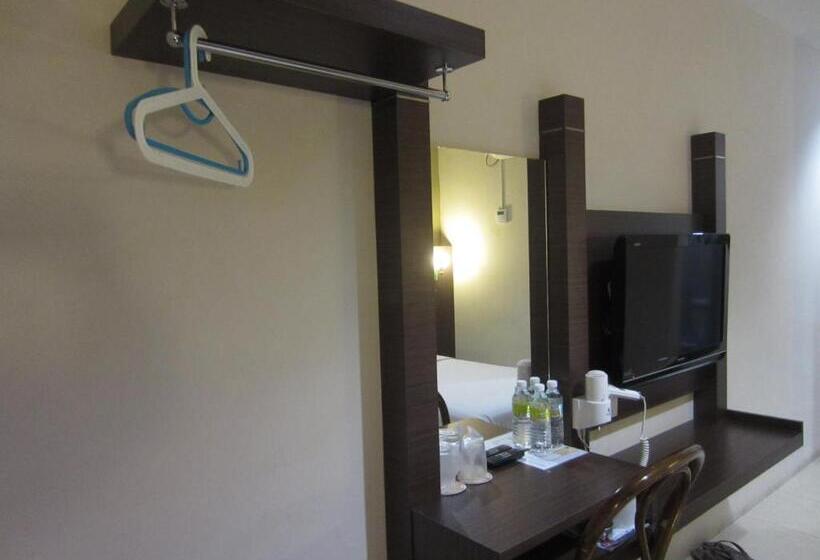 디럭스 패밀리 룸, Radiant