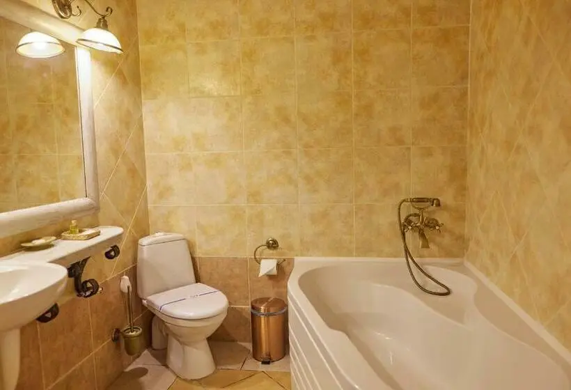 Habitació Àtic, Zdybanka