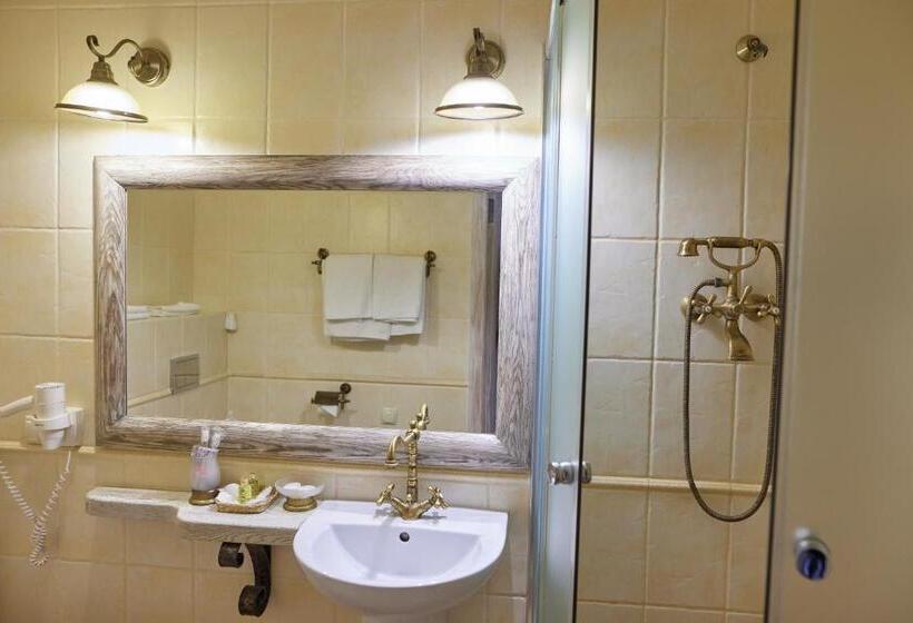 غرفة ديلوكس, Zdybanka