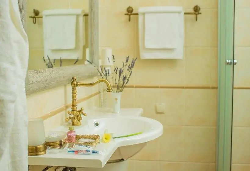 Habitació Deluxe, Zdybanka