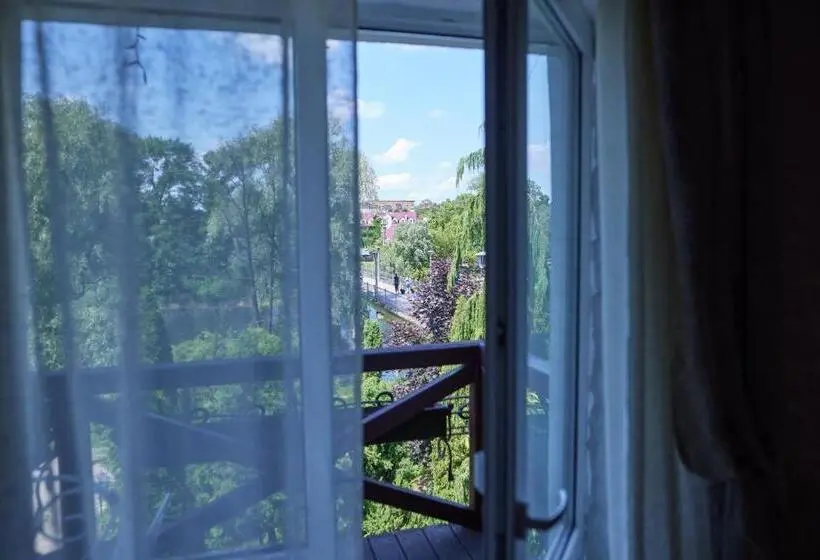 Suite Vista Rio, Zdybanka