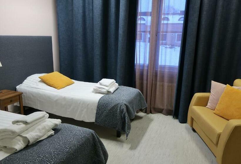 חדר אקונומי, Lentohotelli