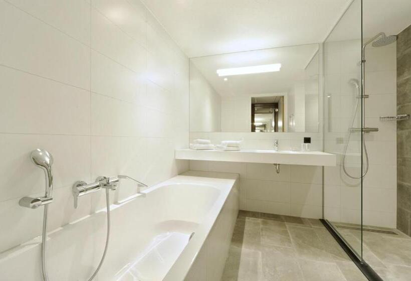 اتاق لوکس, Van Der Valk Hotel Nijmegen Lent