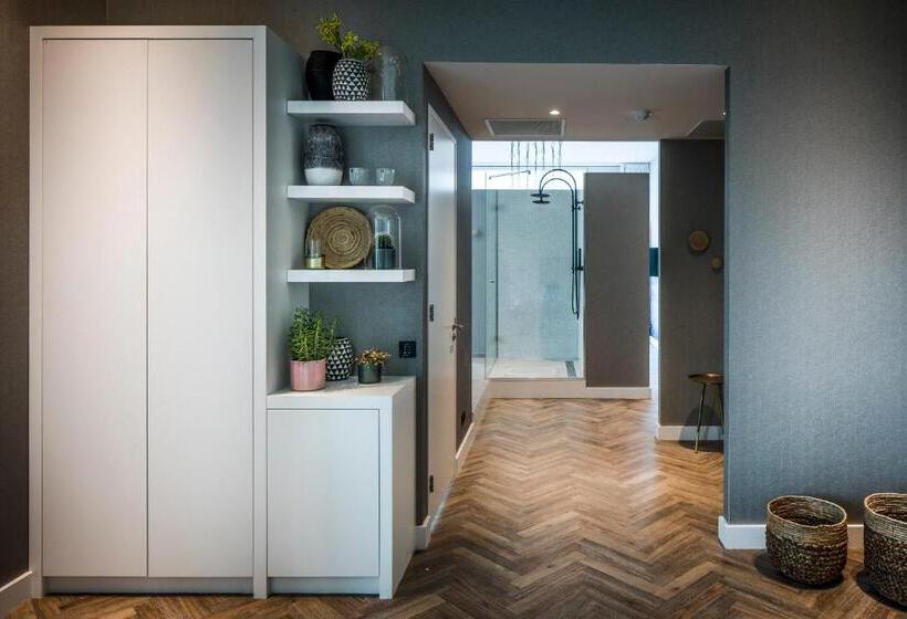 سوئیت با وان آب گرم, Van Der Valk Hotel Nijmegen Lent