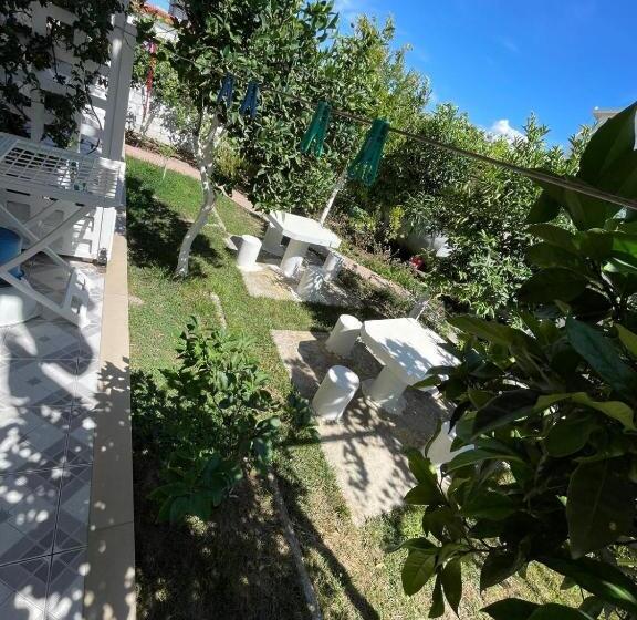 标准间, Vila Serena