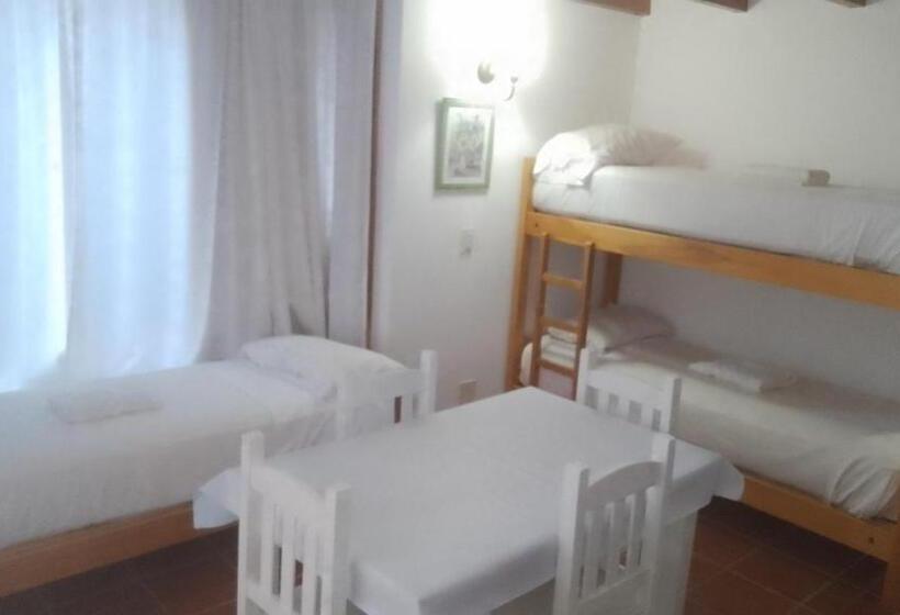 家庭洋房, Hosteria Santa Magdalena