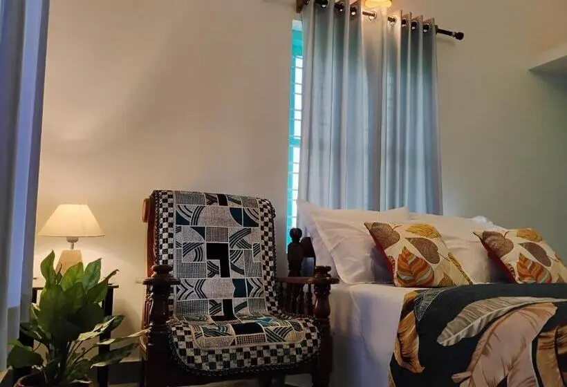 デラックスルーム, Blue Cove Villa Varkala