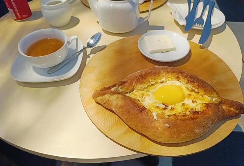 اتاق استاندارد چهار تخته, Dom Bondo