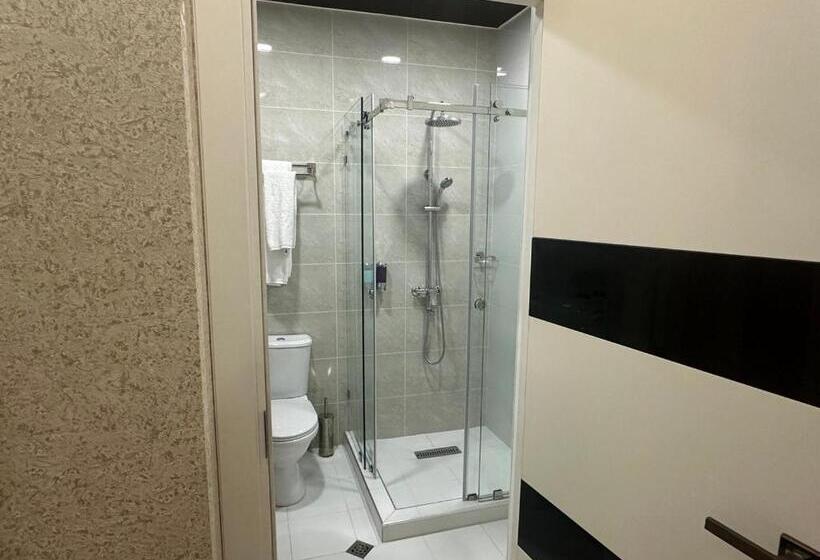 Chambre Triple Standard, Ohu Palace