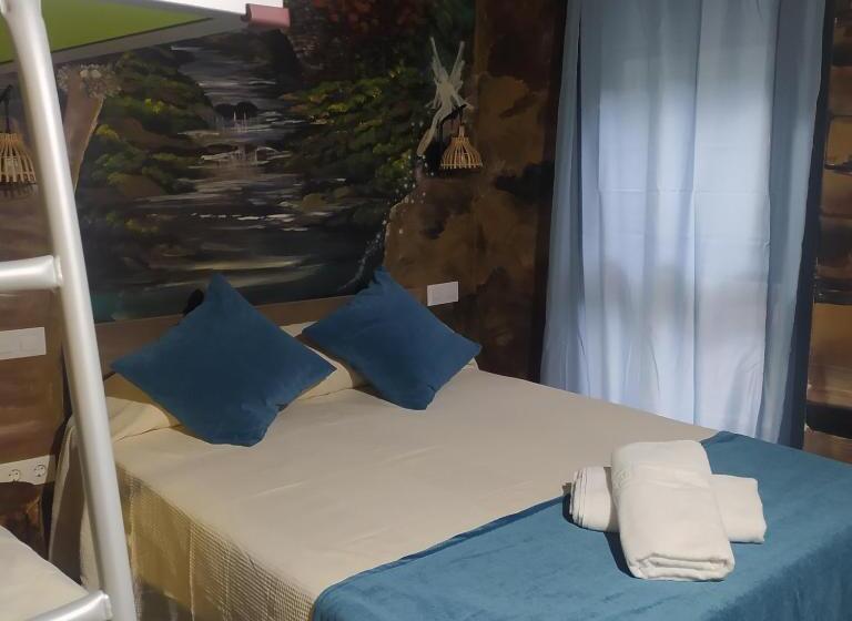 디럭스 트리플 룸, Familyhostelpinto