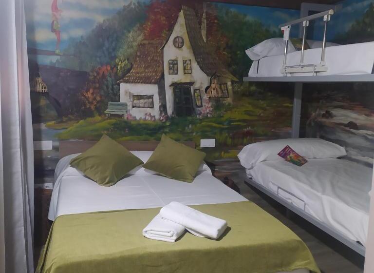 디럭스 트리플 룸, Familyhostelpinto