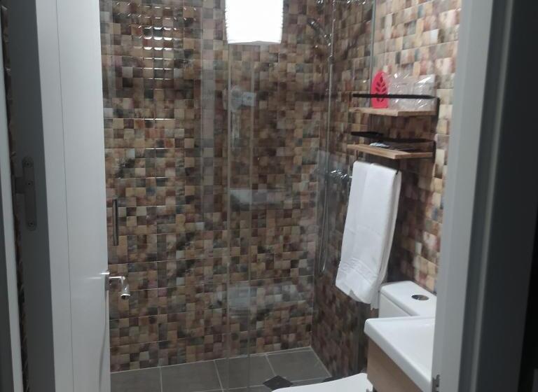 디럭스 4인 룸, Familyhostelpinto