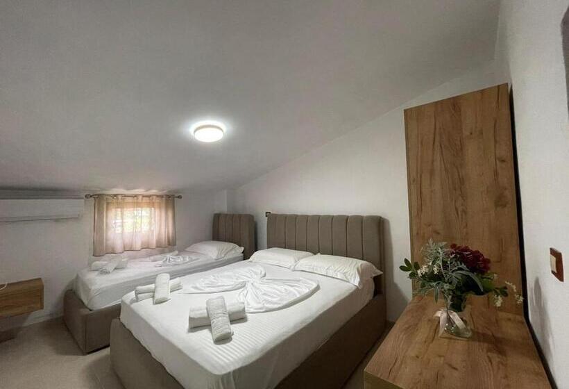 اتاق ساده سه نفره, Prela S Rooms