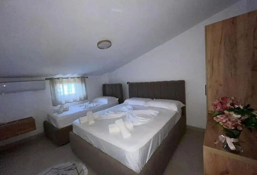 Pokój Basic Trzyosobowy, Prela S Rooms