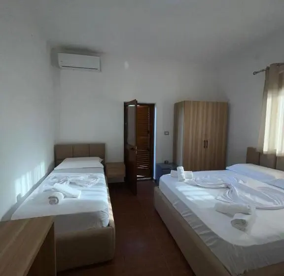 Pokój Rodzinny, Prela S Rooms