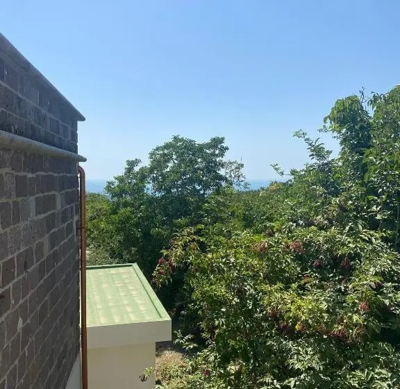 Deluxe Kolmen Hengen Huone, Torre Delle Grazie Sorrento Suite