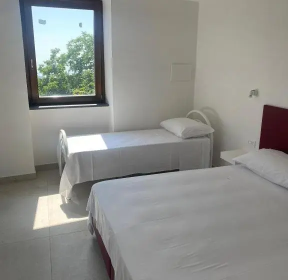 Deluxe Kolmen Hengen Huone, Torre Delle Grazie Sorrento Suite