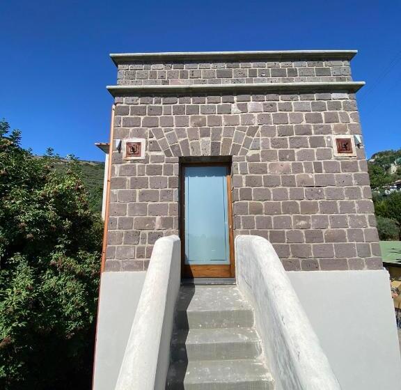 חדר דחוקס עם מיטת קינג, Torre Delle Grazie Sorrento Suite