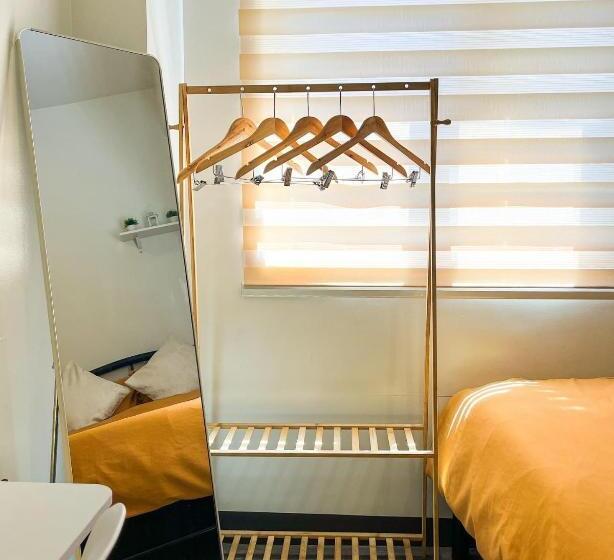 Studio Standard Vue Piscine, Sienna Aesthetic Studio Unit With Fast Internet