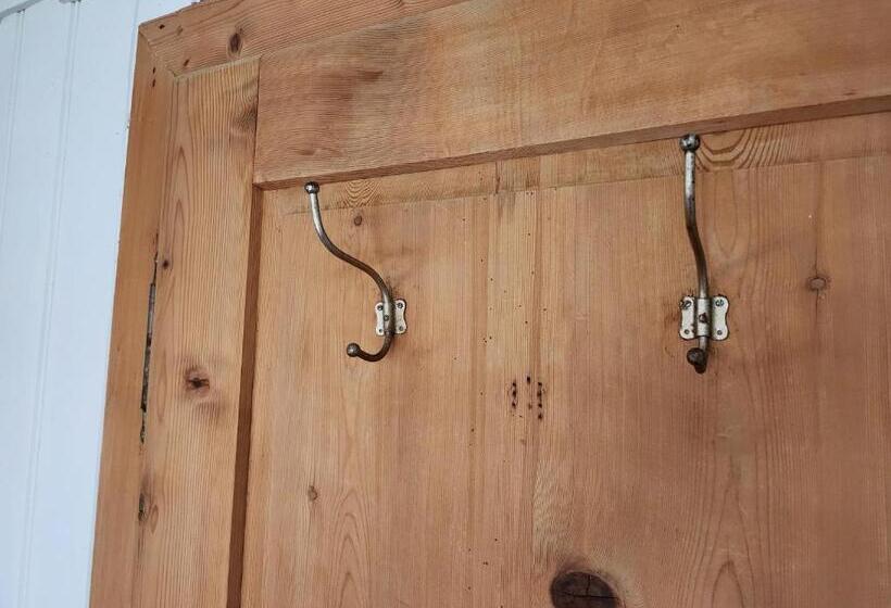 غرفة قياسية مطلّة علي البحيرة, Gasthaus Crestasee