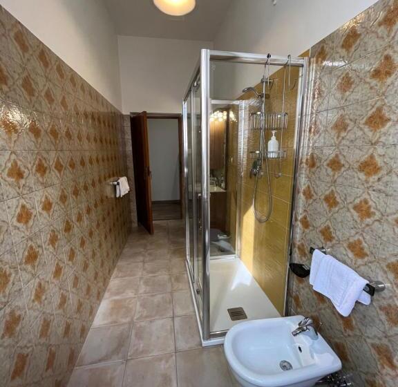 اتاق استاندارد با تخت بزرگ, B&b Il Glicine Pescara Centro