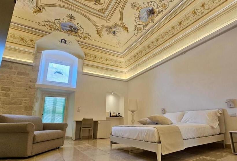 اتاق استاندارد با وان آب گرم, Relais La Muraglia   Luxury Rooms