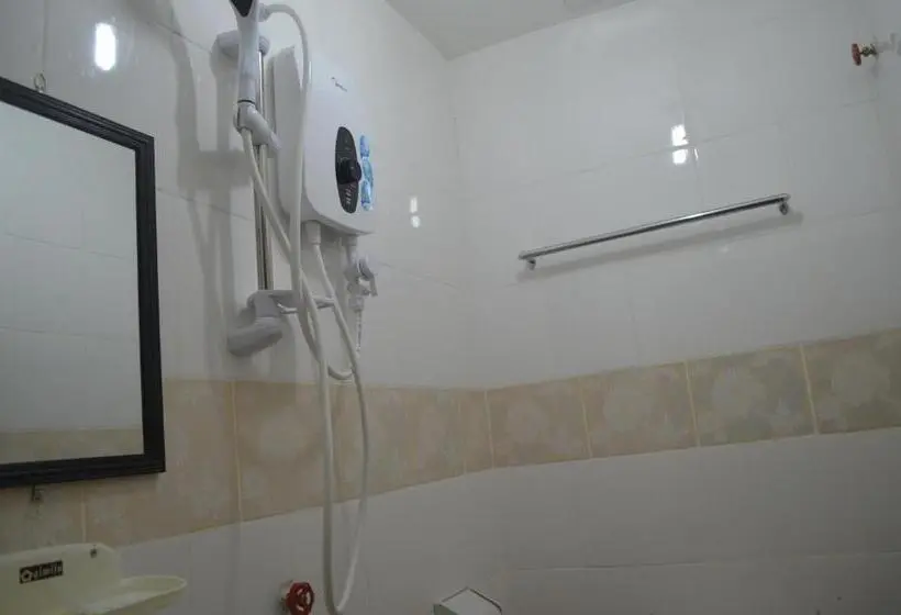 スタンダードルーム, D Bj Motel