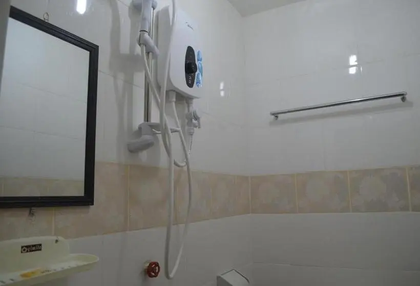 スタンダードルーム, D Bj Motel