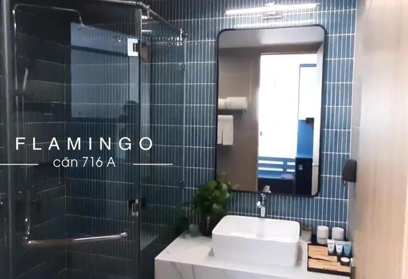 استودیو استاندارد با تخت کینگ, Flamingos Hải Tiến