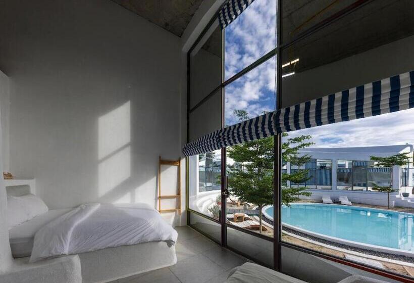 اتاق استاندارد با چشمانداز دریا, Isea Resort