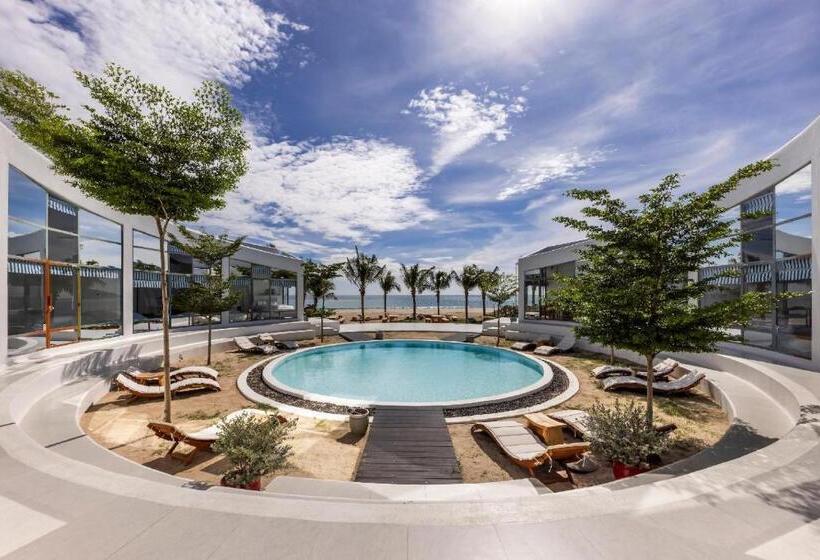 سوییت جونیور با چشمانداز دریا, Isea Resort