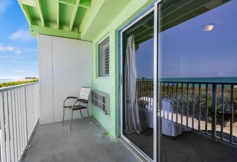 スタンダードスタジオ, Oceanfront Inn, Private Balcony, 2 Full Beds #16
