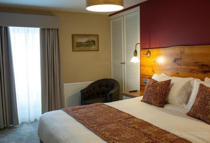 חדר דחוקס עם מיטת קינג, The Castle Coaching Inn