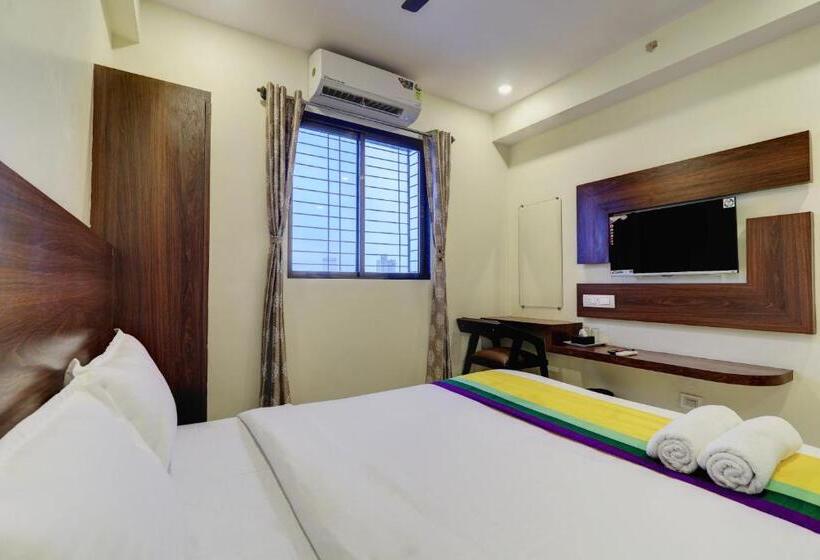 اتاق لوکس, Victoria Park   Masjid Bandar