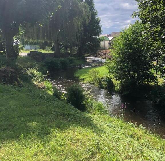 סוויטת 2 חדרי שינה, Bulles De L Eau Vive   Motel