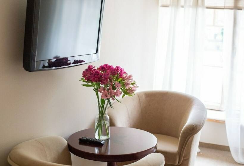 اتاق لوکس, Kuursaal Guesthouse