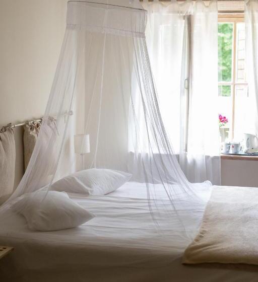 اتاق استاندارد, Kuursaal Guesthouse