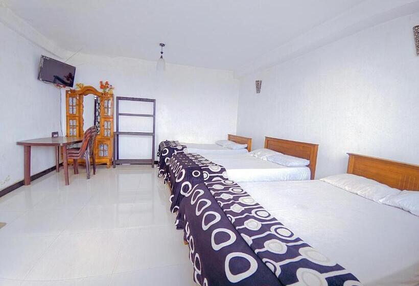 Quarto Familiar, White Home