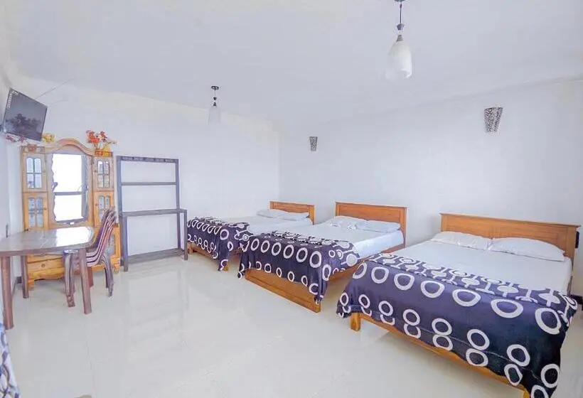 ファミリールーム, White Home