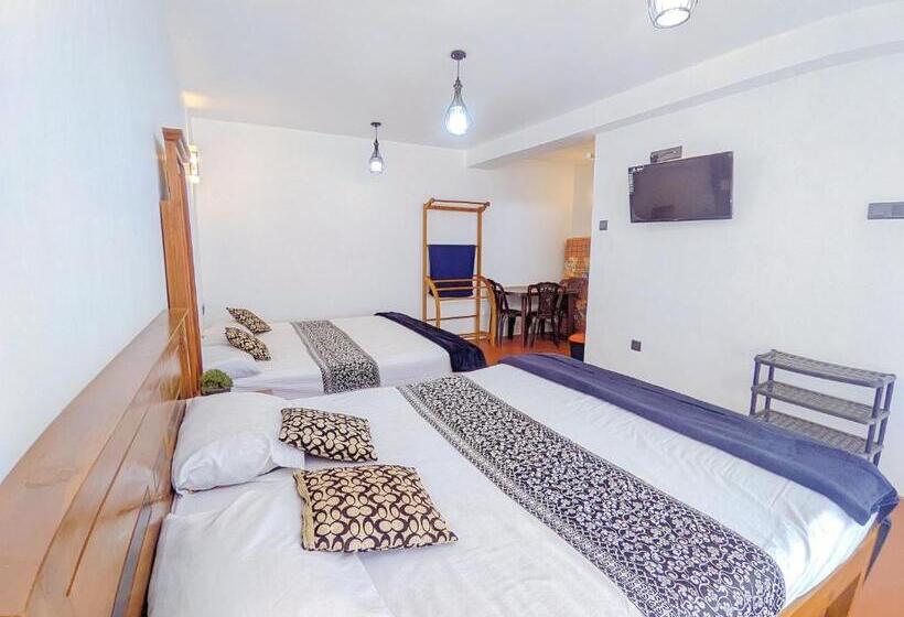 Quarto Familiar Deluxe, White Home