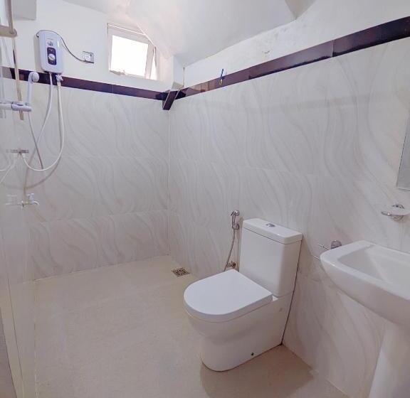 Quarto Familiar Deluxe, White Home