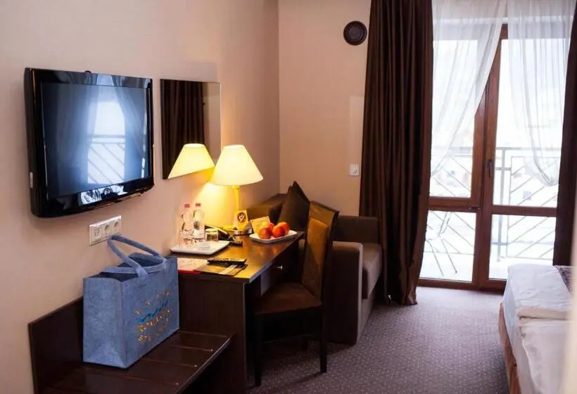 Deluxe-huone Parveke, Romantik Spa